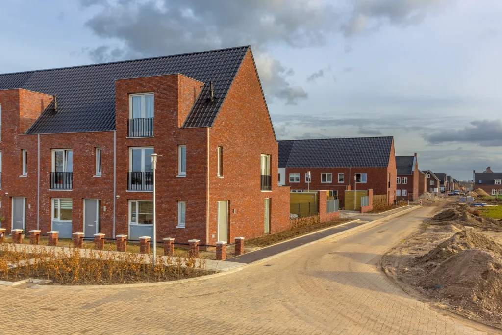 social-private-housing-roof-insulation